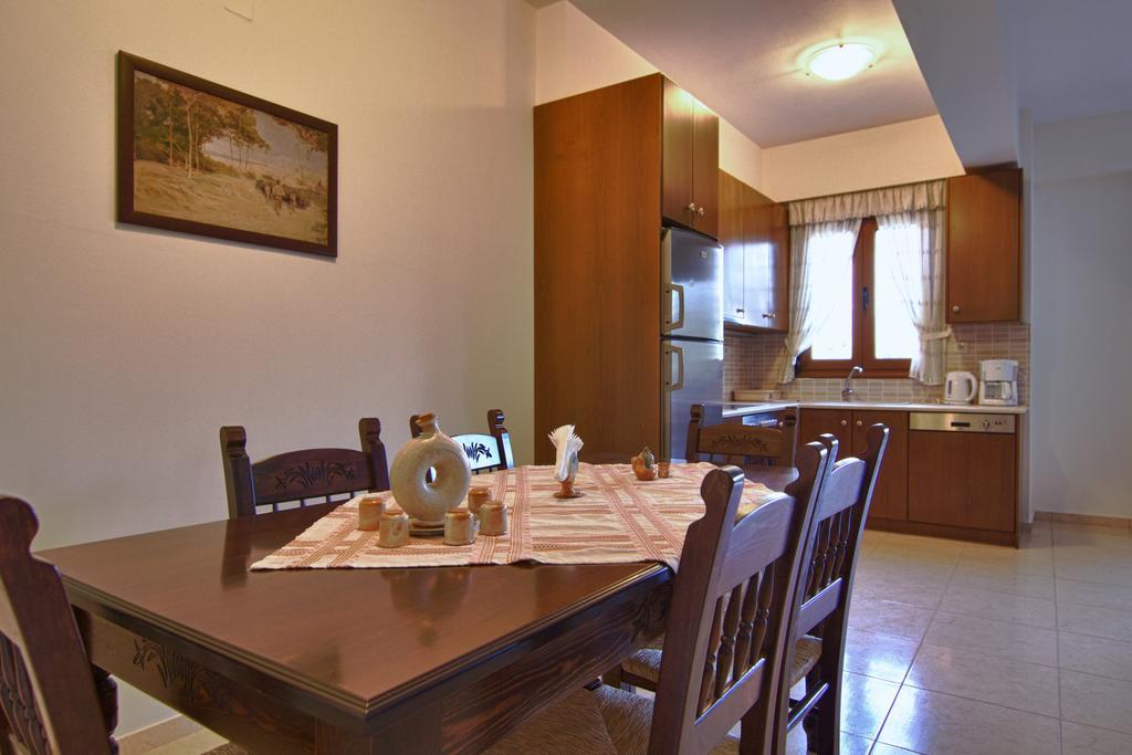 Petrochori Aparthotel Oda fotoğraf